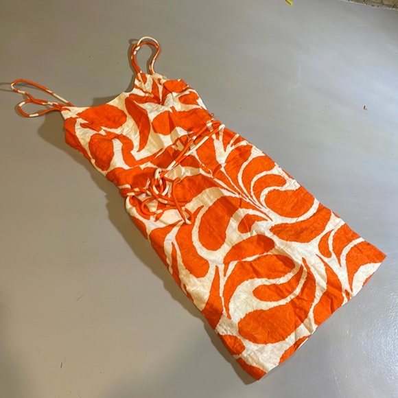 Millie of London belted dress with sheen. Perfect for a wedding or garden party. - Picture 1 of 4